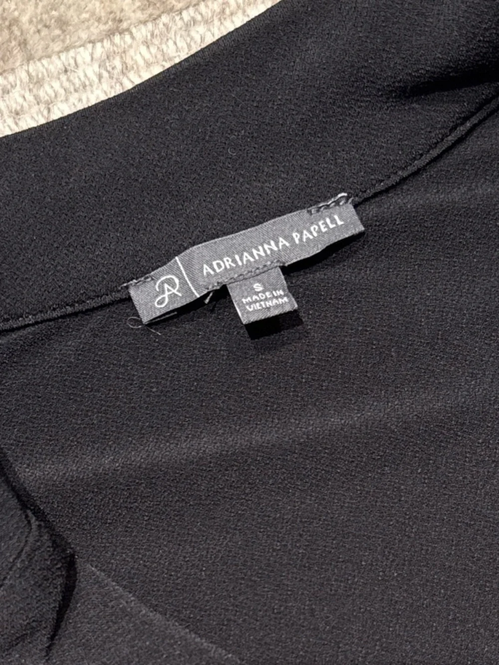 Adrianna Papell Black Long-Sleeve Button-Up Shirt